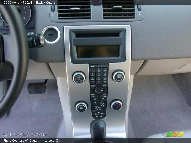 Controls of 2009 V50 2.4i