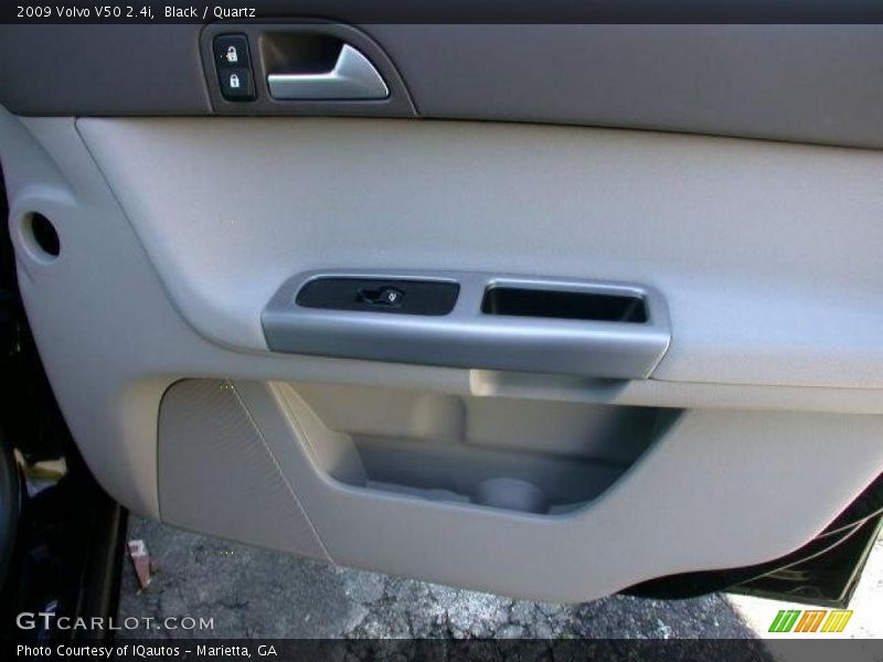 Black / Quartz 2009 Volvo V50 2.4i