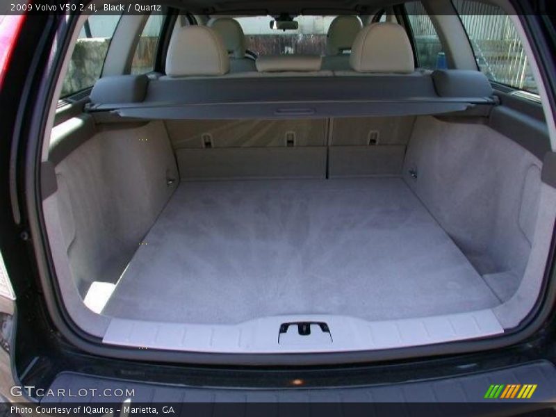  2009 V50 2.4i Trunk