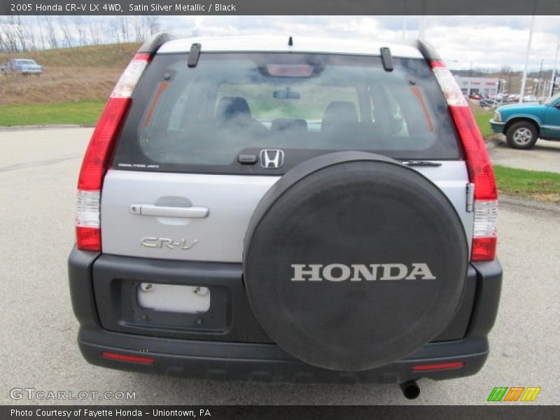 Satin Silver Metallic / Black 2005 Honda CR-V LX 4WD