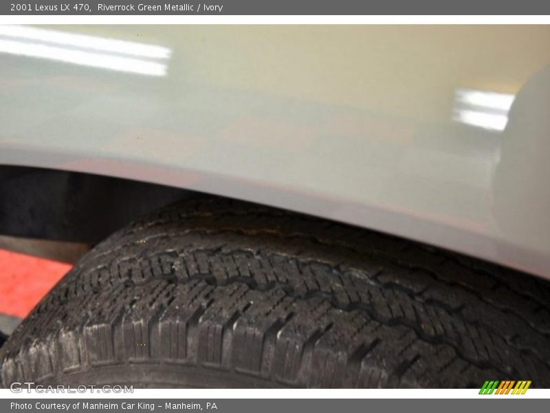 Riverrock Green Metallic / Ivory 2001 Lexus LX 470