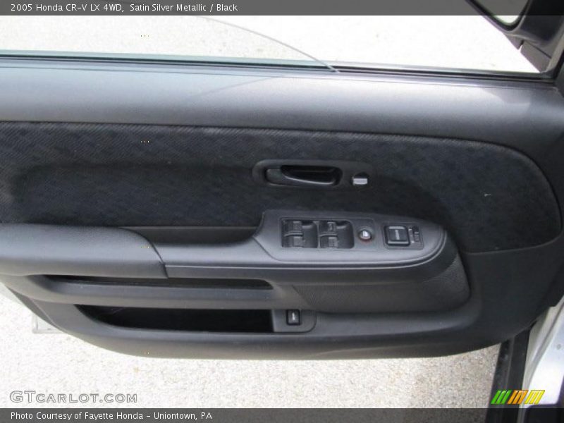 Satin Silver Metallic / Black 2005 Honda CR-V LX 4WD