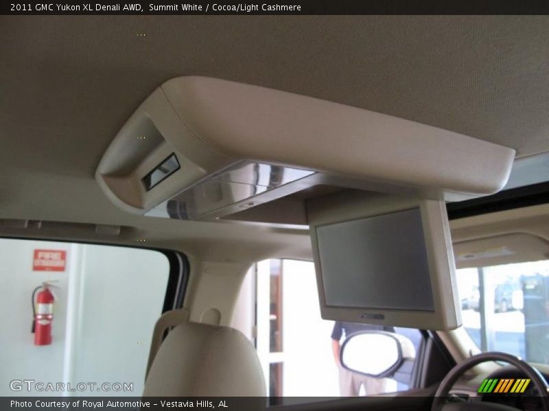 Summit White / Cocoa/Light Cashmere 2011 GMC Yukon XL Denali AWD