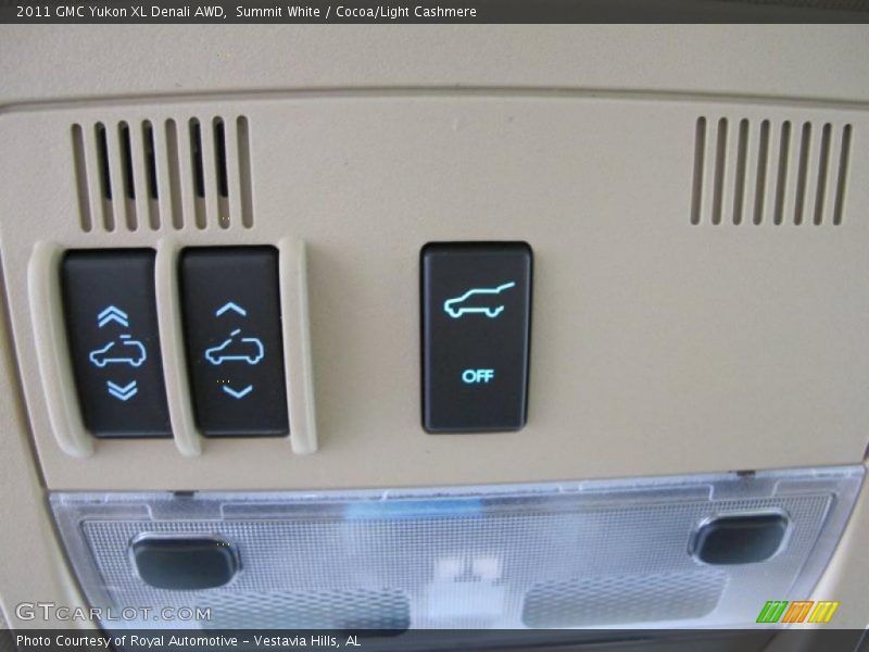 Summit White / Cocoa/Light Cashmere 2011 GMC Yukon XL Denali AWD