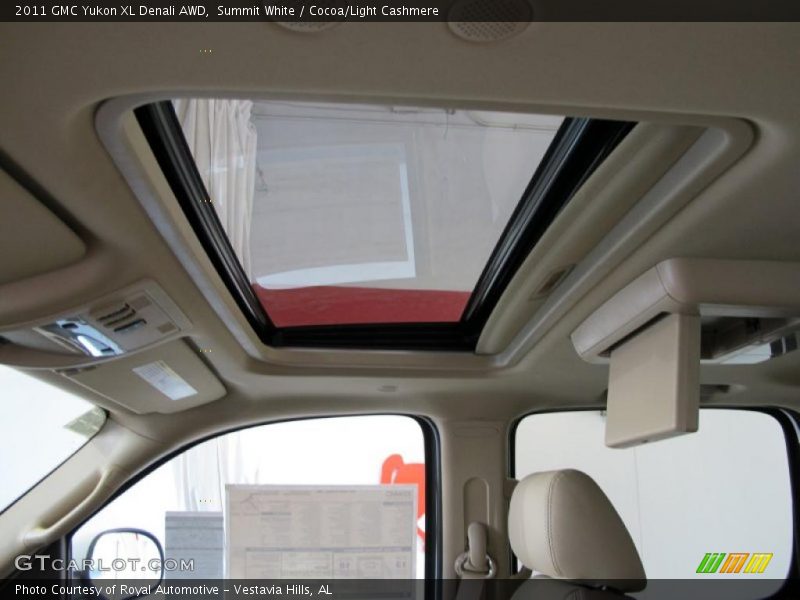 Summit White / Cocoa/Light Cashmere 2011 GMC Yukon XL Denali AWD