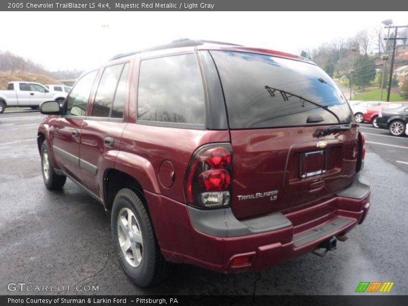 Majestic Red Metallic / Light Gray 2005 Chevrolet TrailBlazer LS 4x4