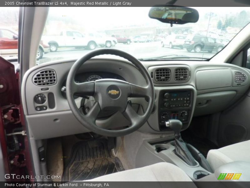 Majestic Red Metallic / Light Gray 2005 Chevrolet TrailBlazer LS 4x4