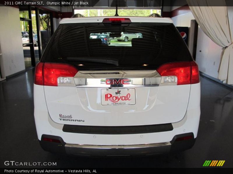 Olympic White / Jet Black 2011 GMC Terrain SLT