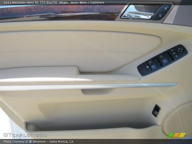 Arctic White / Cashmere 2011 Mercedes-Benz ML 350 BlueTEC 4Matic