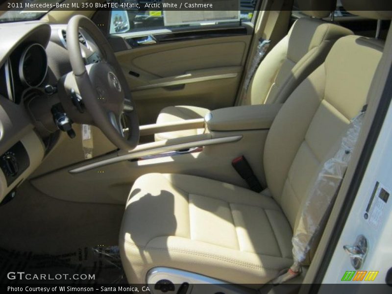  2011 ML 350 BlueTEC 4Matic Cashmere Interior