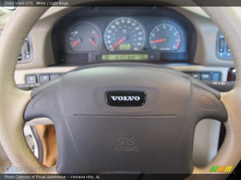 White / Light Beige 2000 Volvo S70