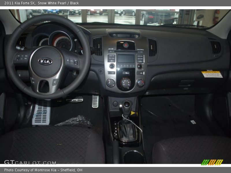 Snow White Pearl / Black 2011 Kia Forte SX