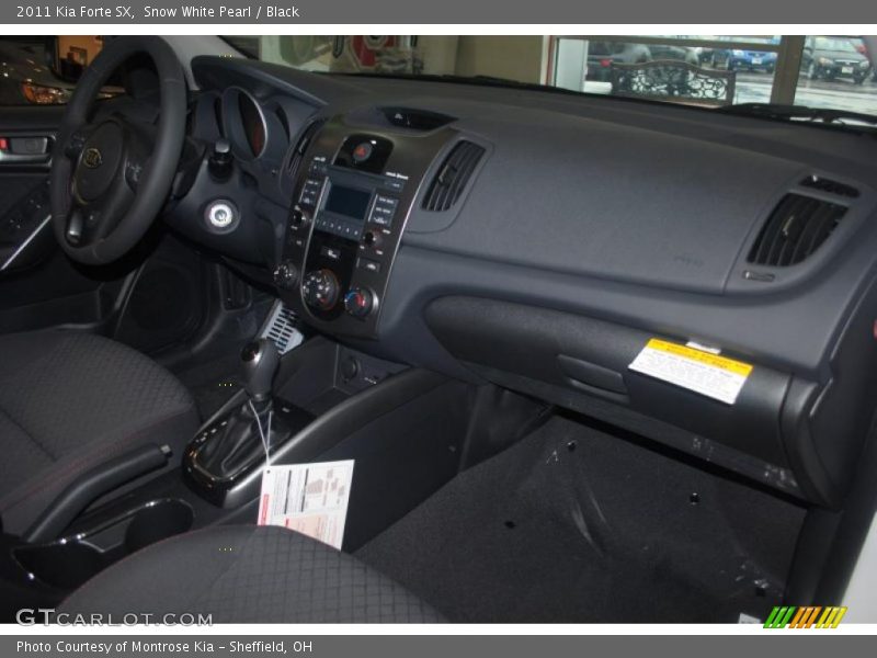 Snow White Pearl / Black 2011 Kia Forte SX