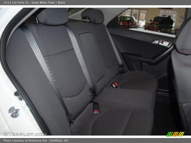Snow White Pearl / Black 2011 Kia Forte SX