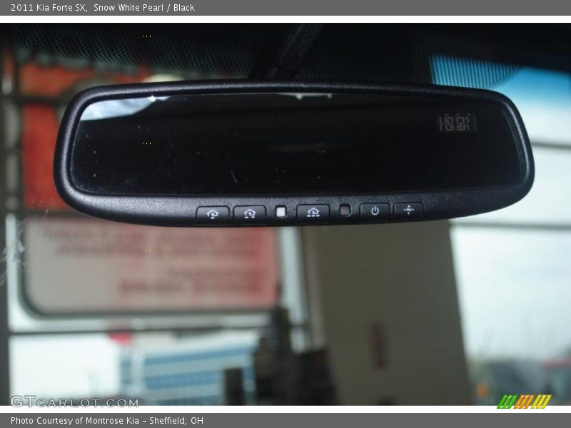 Snow White Pearl / Black 2011 Kia Forte SX