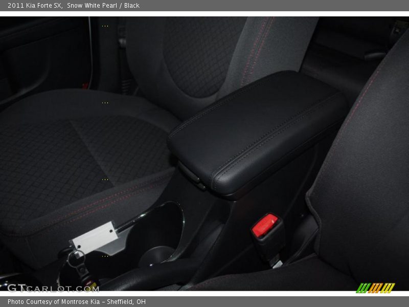 Snow White Pearl / Black 2011 Kia Forte SX
