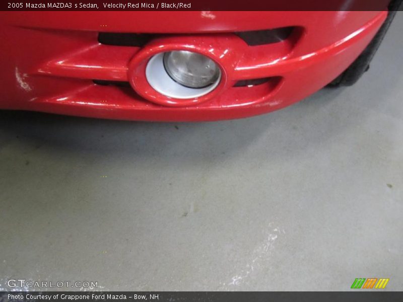 Velocity Red Mica / Black/Red 2005 Mazda MAZDA3 s Sedan
