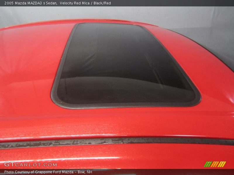 Velocity Red Mica / Black/Red 2005 Mazda MAZDA3 s Sedan