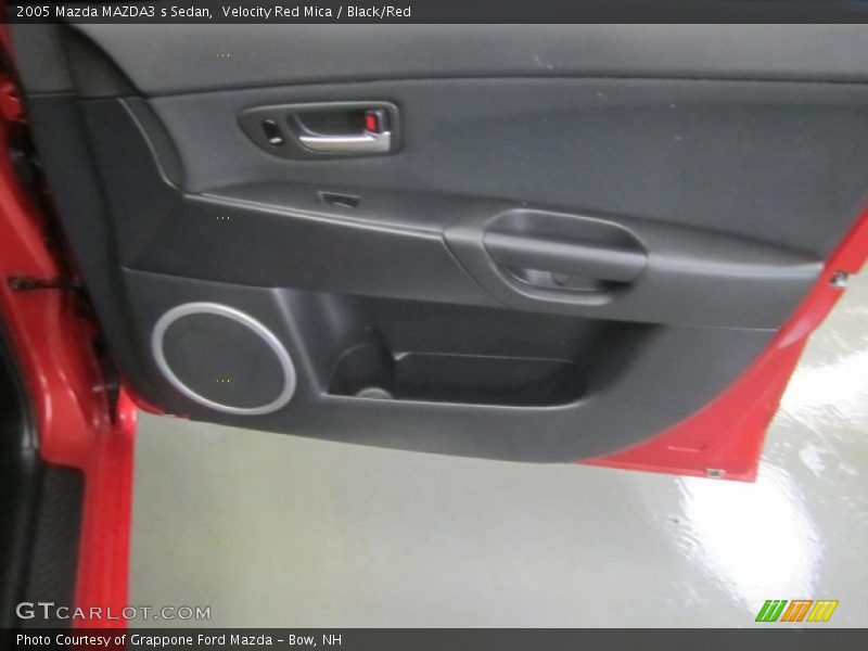 Velocity Red Mica / Black/Red 2005 Mazda MAZDA3 s Sedan