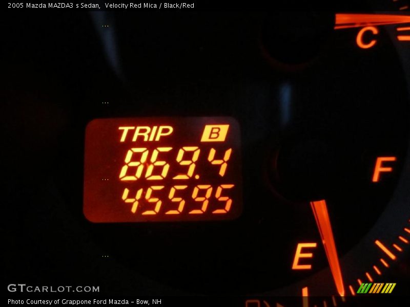 Velocity Red Mica / Black/Red 2005 Mazda MAZDA3 s Sedan