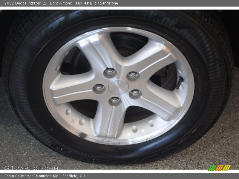  2002 Intrepid ES Wheel