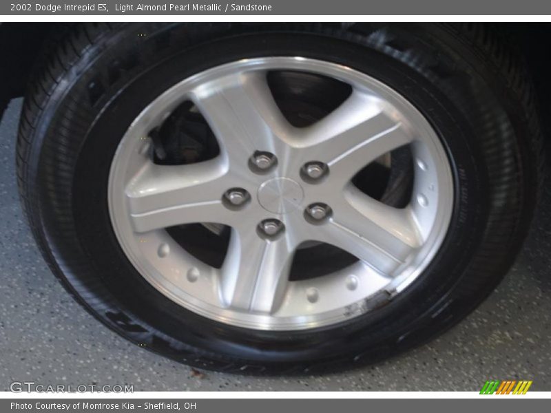 2002 Intrepid ES Wheel