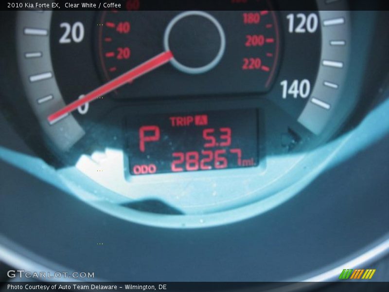 Clear White / Coffee 2010 Kia Forte EX