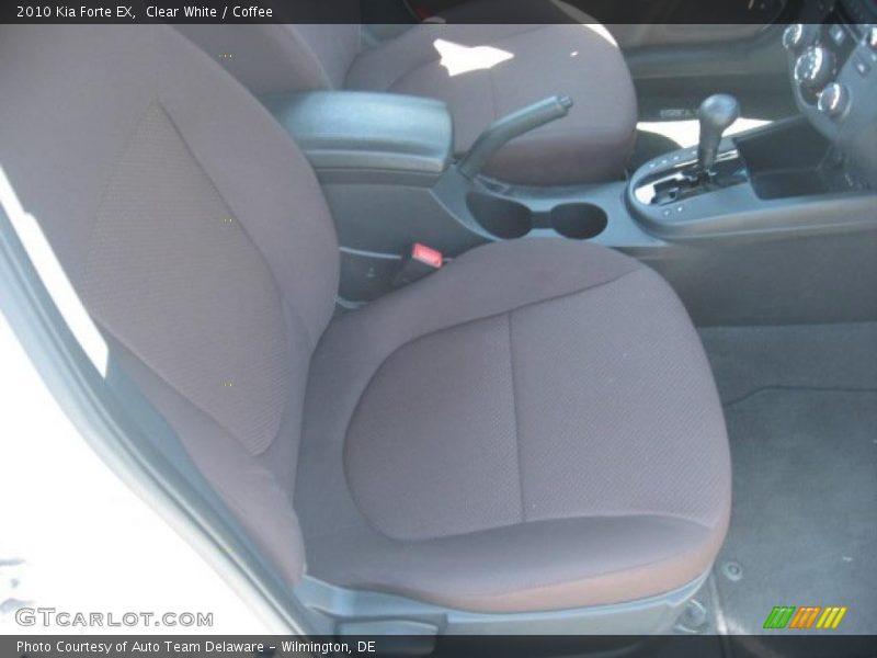 Clear White / Coffee 2010 Kia Forte EX