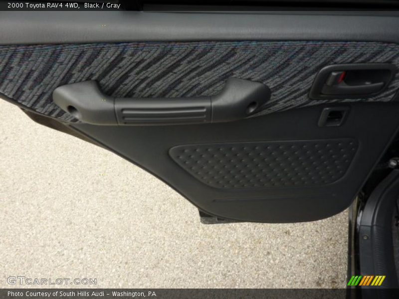 Black / Gray 2000 Toyota RAV4 4WD
