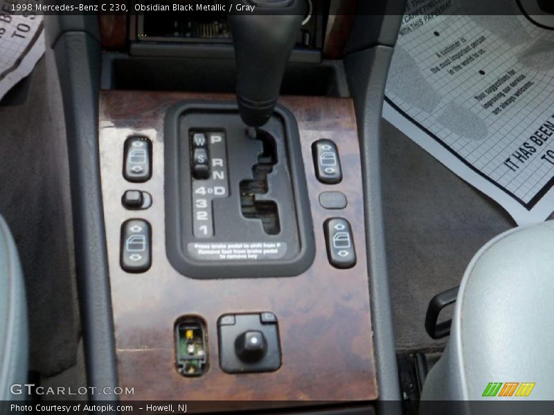 Obsidian Black Metallic / Gray 1998 Mercedes-Benz C 230