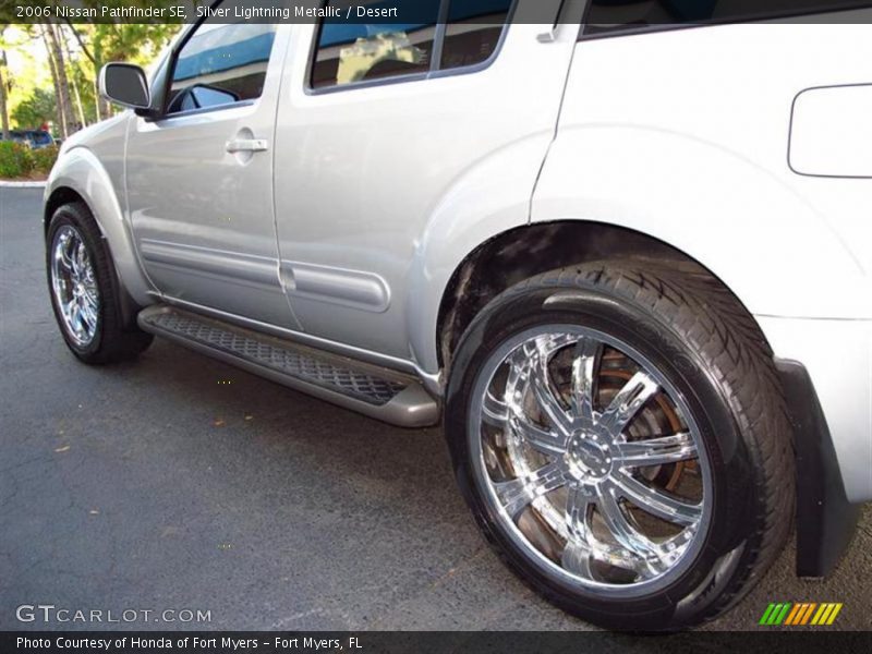 Silver Lightning Metallic / Desert 2006 Nissan Pathfinder SE