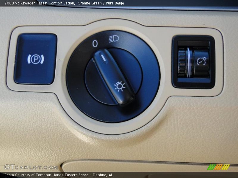 Granite Green / Pure Beige 2008 Volkswagen Passat Komfort Sedan