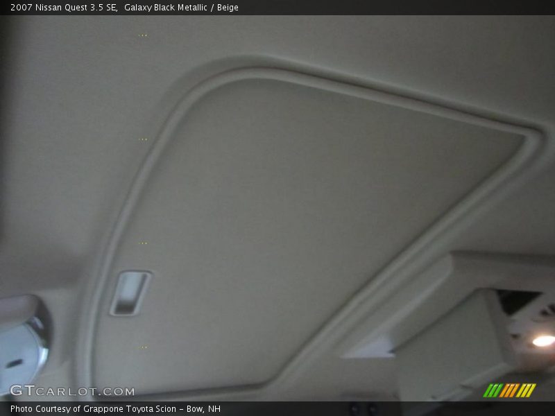 Galaxy Black Metallic / Beige 2007 Nissan Quest 3.5 SE