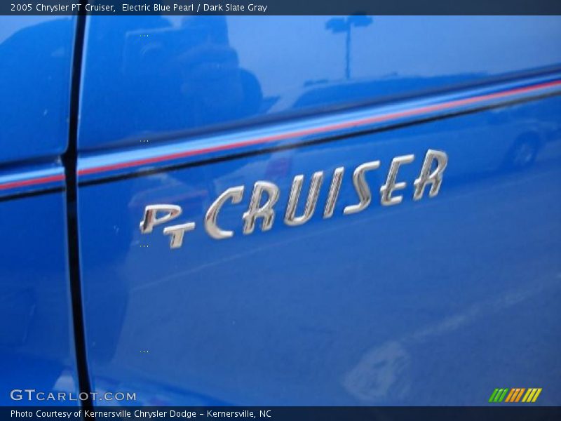 Electric Blue Pearl / Dark Slate Gray 2005 Chrysler PT Cruiser