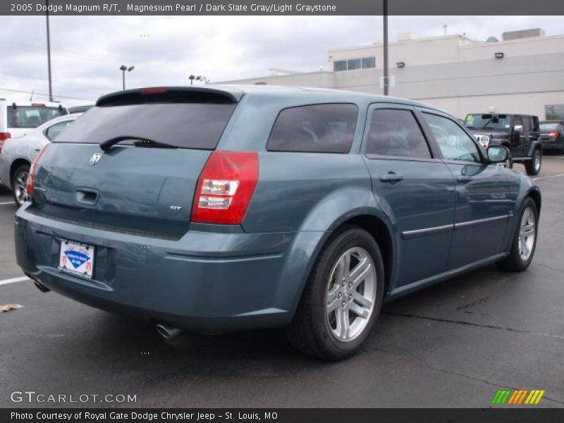 Magnesium Pearl / Dark Slate Gray/Light Graystone 2005 Dodge Magnum R/T