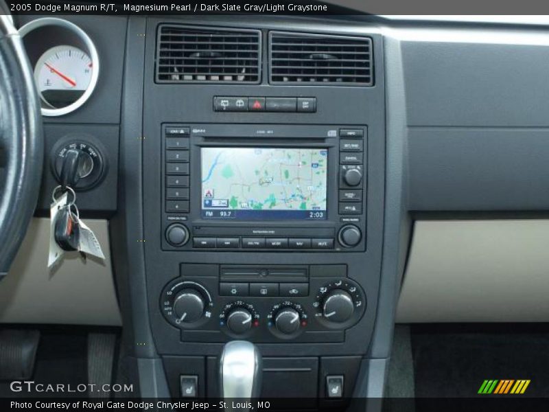 Magnesium Pearl / Dark Slate Gray/Light Graystone 2005 Dodge Magnum R/T