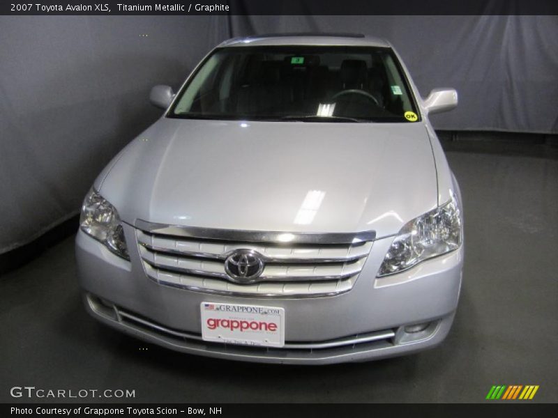 Titanium Metallic / Graphite 2007 Toyota Avalon XLS