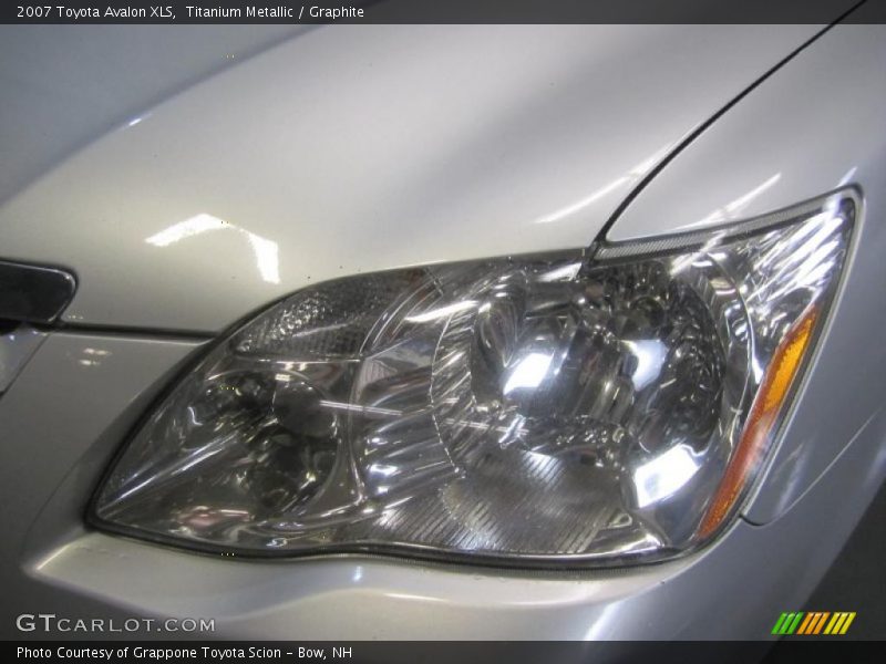 Titanium Metallic / Graphite 2007 Toyota Avalon XLS