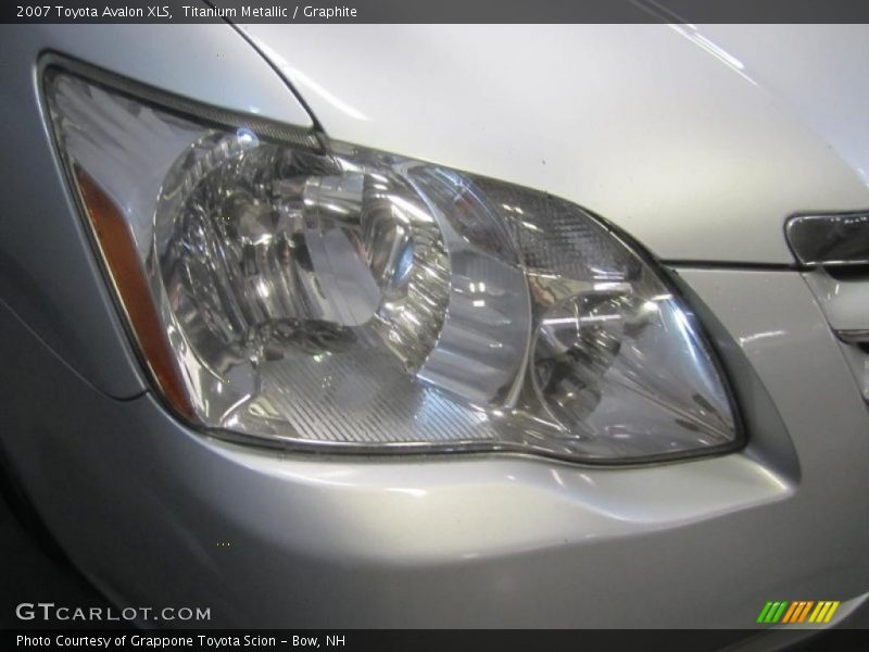 Titanium Metallic / Graphite 2007 Toyota Avalon XLS