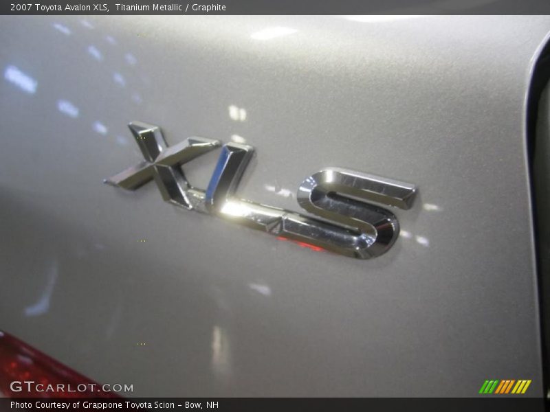 Titanium Metallic / Graphite 2007 Toyota Avalon XLS