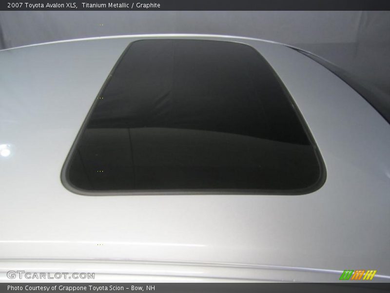 Titanium Metallic / Graphite 2007 Toyota Avalon XLS