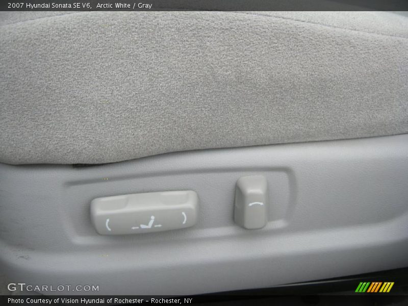 Arctic White / Gray 2007 Hyundai Sonata SE V6