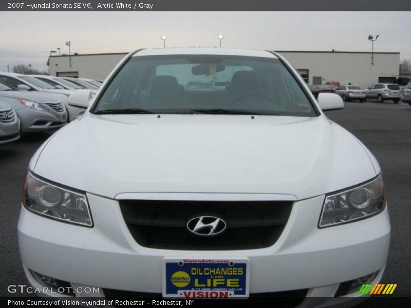 Arctic White / Gray 2007 Hyundai Sonata SE V6