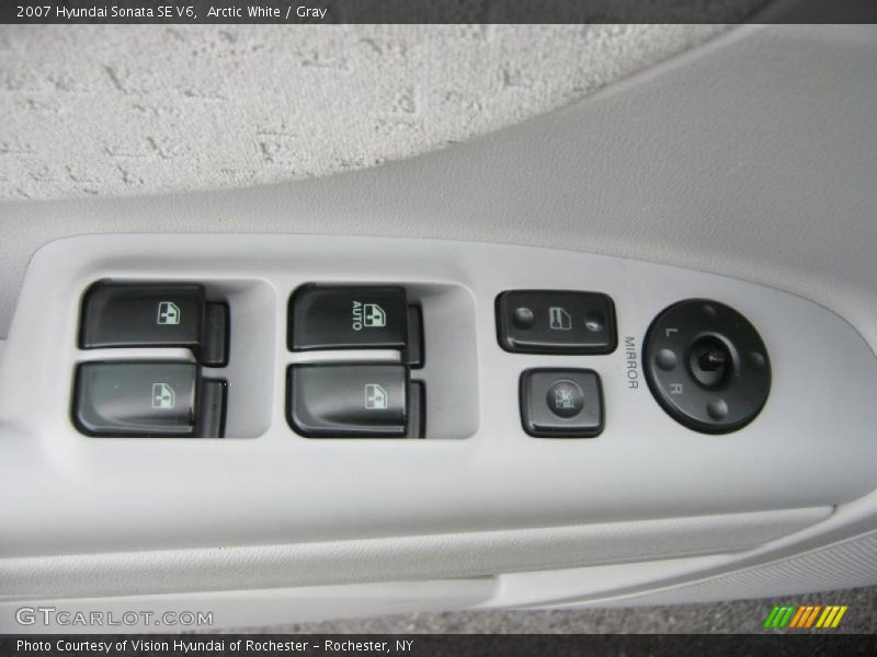 Arctic White / Gray 2007 Hyundai Sonata SE V6