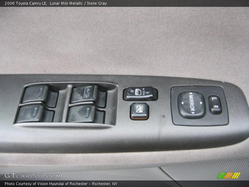 Lunar Mist Metallic / Stone Gray 2006 Toyota Camry LE