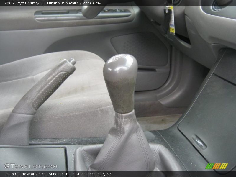 Lunar Mist Metallic / Stone Gray 2006 Toyota Camry LE