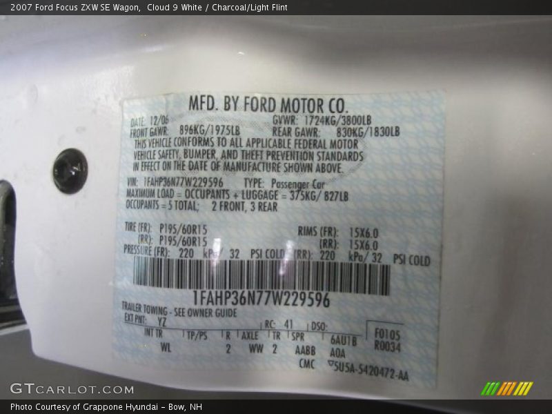 2007 Focus ZXW SE Wagon Cloud 9 White Color Code YZ