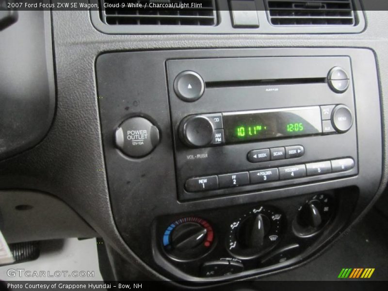 Controls of 2007 Focus ZXW SE Wagon