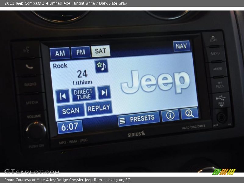 Bright White / Dark Slate Gray 2011 Jeep Compass 2.4 Limited 4x4