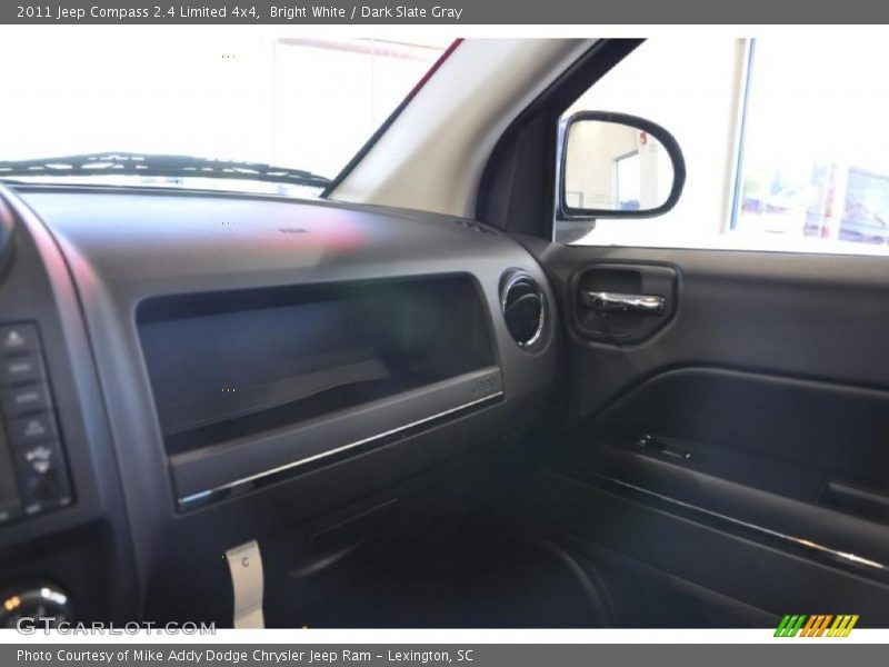 Bright White / Dark Slate Gray 2011 Jeep Compass 2.4 Limited 4x4
